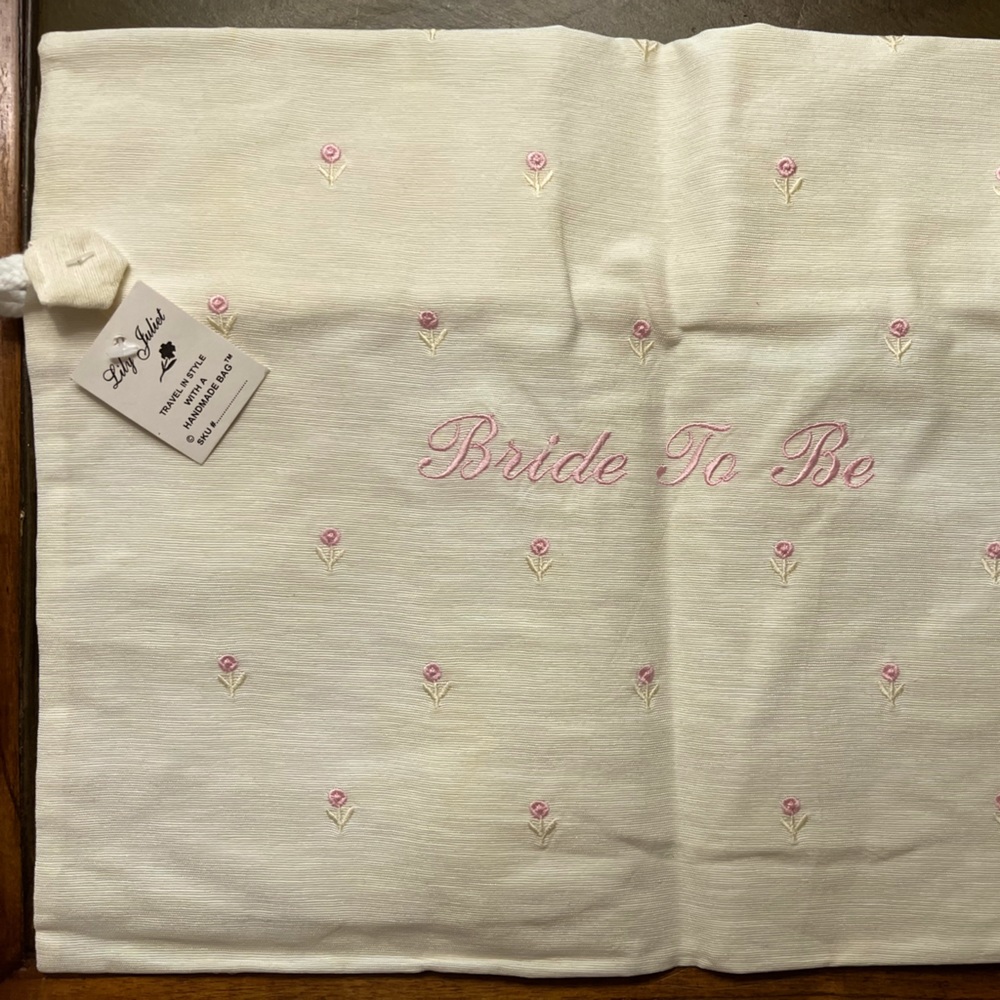 NWT Bride to Be travel laundry bag